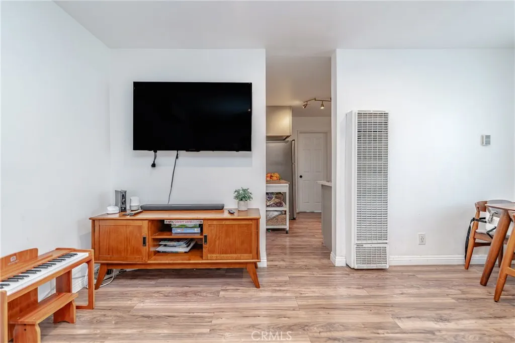 2514 E Harrison Street, Long Beach, California 90810 home-pic-26